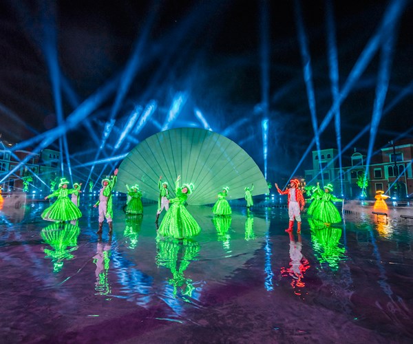 Siêu quần thể Phú Quốc United Center rực rỡ đón chào hàng vạn du khách dịp khai trương - Anh 8