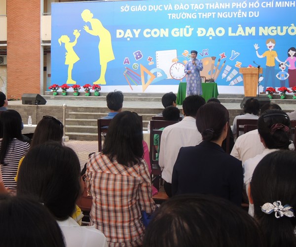 Báo động đỏ xuống cấp môi trường văn hóa trong nhà trường: (Bài 2) Không thể chỉ nói suông - Anh 1