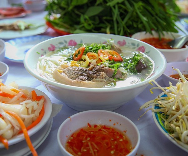 Gợi ý điểm du lịch 30.4 an toàn và nhiều trải nghiệm tại miền Nam - Anh 1