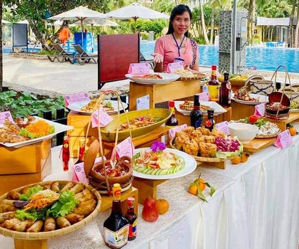 Xác lập kỷ lục 100 món ngon sử dụng nước mắm truyền thống Phú Quốc - Anh 1