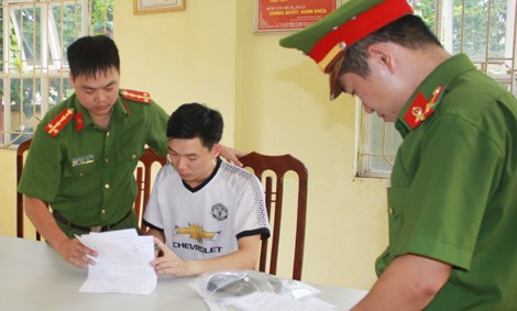 Vụ chạy thận  làm 8 người chết tại Hòa Bình: Liệu có bỏ sót người đáng bị truy cứu trách nhiệm? - Anh 1