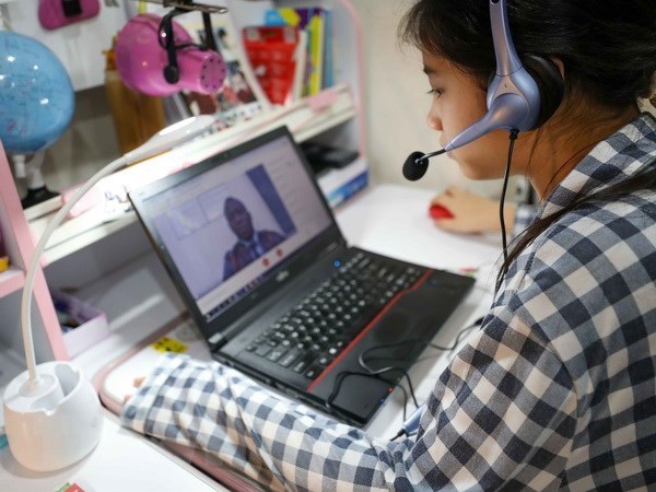 Một số trường đại học chuyển sang học trực tuyến để phòng dịch - Anh 1