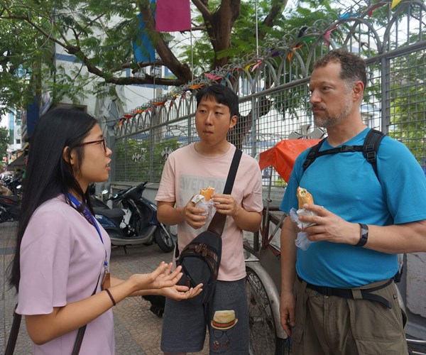 Đến Đà Nẵng, tìm tour ẩm thực đường phố - Anh 1