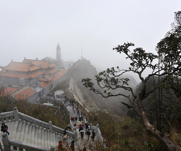 Chiêm ngưỡng tuyệt tác tâm linh trên đỉnh thiêng Fansipan - Anh 5