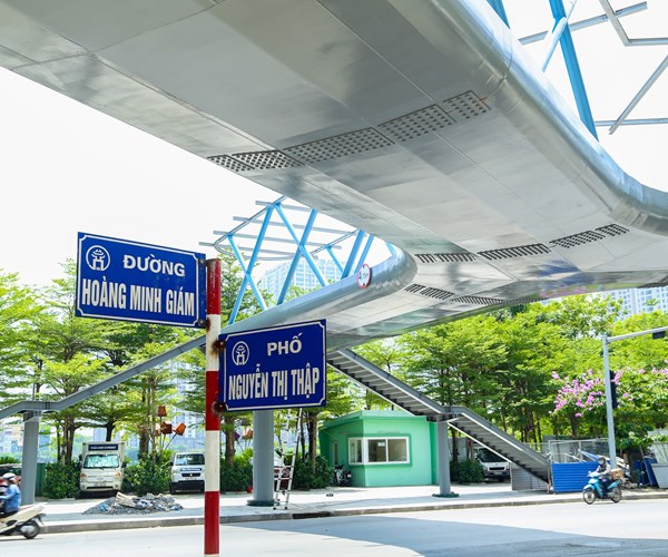 Độc đáo cầu bộ hành chữ Y đầu tiên ở Hà Nội - Anh 4