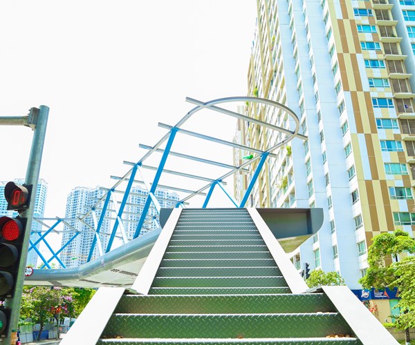 Độc đáo cầu bộ hành chữ Y đầu tiên ở Hà Nội - Anh 7