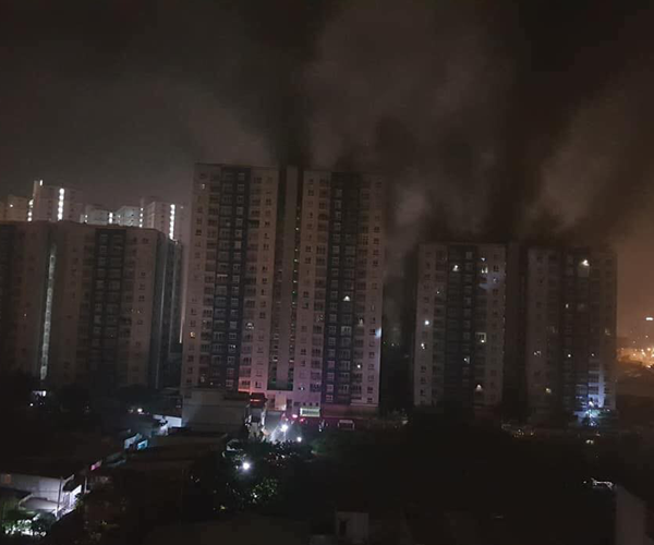 Vụ cháy chung cư khiến 13 người tử vong: Không loại trừ khả năng phá hoại - Anh 2