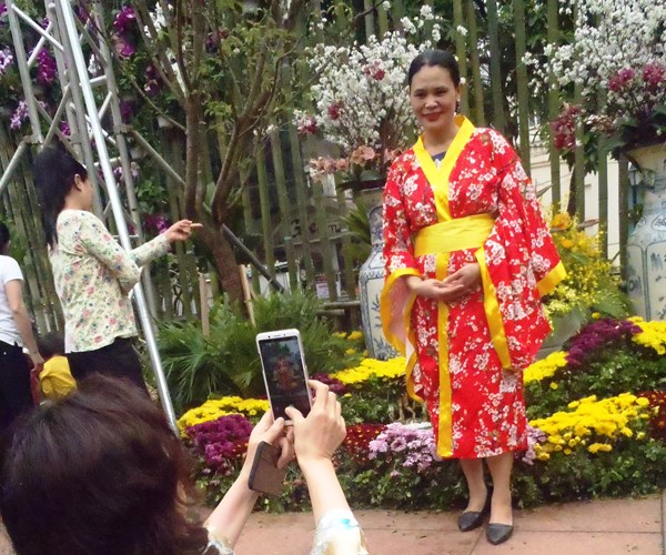 Già trẻ, gái trai… say đắm với Lễ hội giao lưu văn hóa Nhật Bản - Anh 6