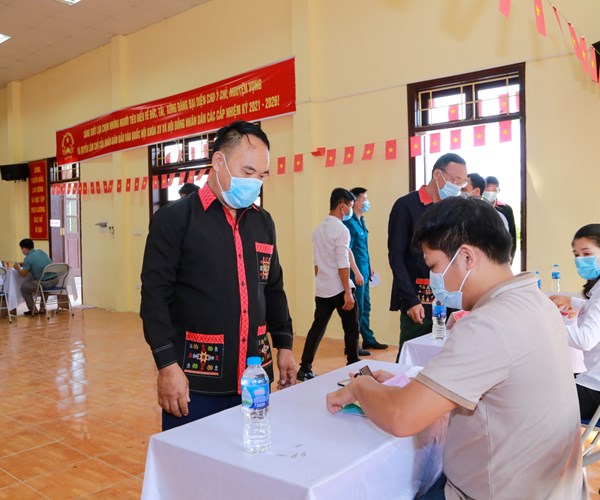 Hà Nội: Đồng bào Dao huyện Ba Vì náo nức trong ngày hội non sông - Anh 4