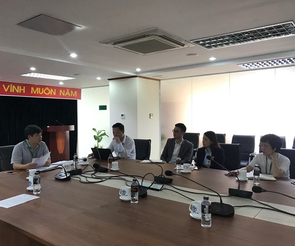 Hàng trăm du khách bị “nhốt”, Công ty Lá Phong “mất tích” - Anh 1