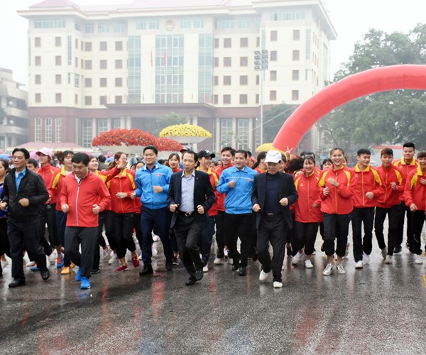 72 năm Ngày Thể thao Việt Nam: Cả nước tham gia Ngày chạy Olympic Vì sức khỏe toàn dân - Anh 3