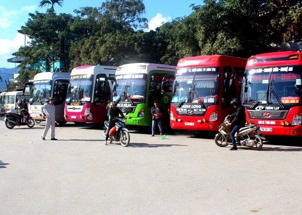 Điện Biên tạm dừng toàn bộ hoạt động vận tải hành khách liên tỉnh - Anh 1