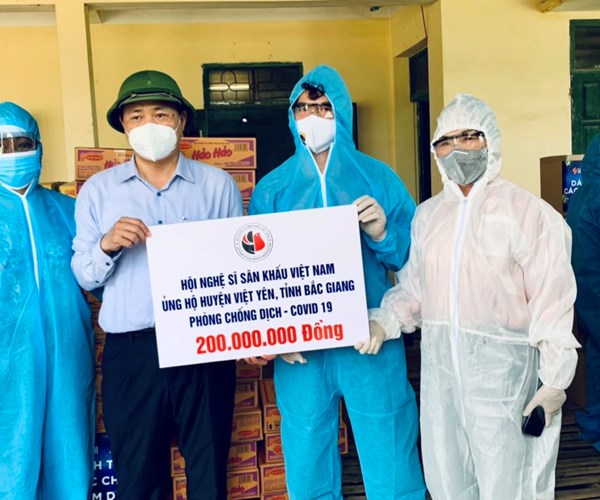 Hội Nghệ sĩ Sân khấu Việt Nam hướng về tâm dịch Bắc Ninh, Bắc Giang - Anh 2