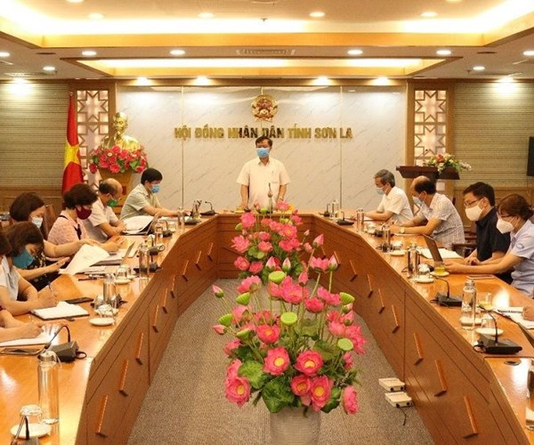 Sơn La cho phép một số loại hình dịch vụ kinh doanh hoạt động trở lại - Anh 1