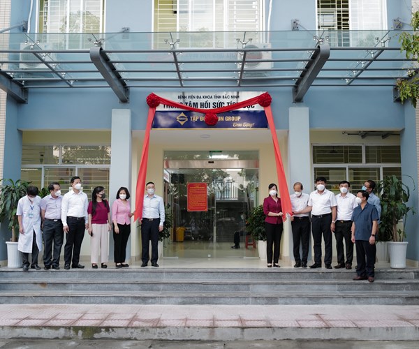 Trung tâm ICU điều trị bệnh nhân Covid-19 nặng tại Bắc Ninh do Sun Group tài trợ hiện đại ra sao? - Anh 2