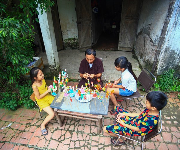 Tò He – Món quà tuổi thơ thương nhớ - Anh 1