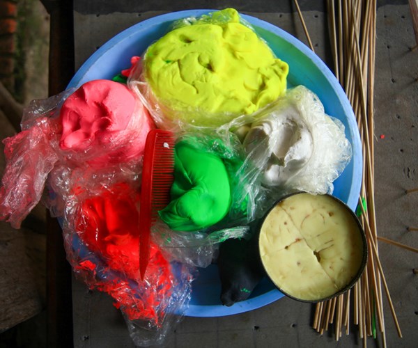 Tò He – Món quà tuổi thơ thương nhớ - Anh 2