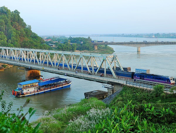 PGS.TS Trần Đình Thiên: Thanh Hóa đang có đà, có thế, có đủ điều kiện bứt phá - Anh 2
