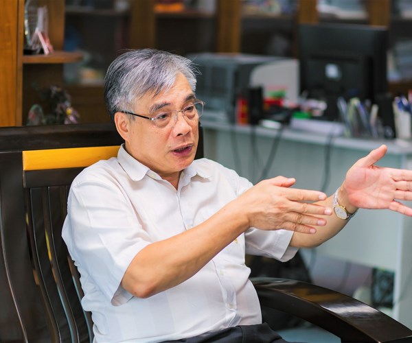 PGS.TS Trần Đình Thiên: Thanh Hóa đang có đà, có thế, có đủ điều kiện bứt phá - Anh 1