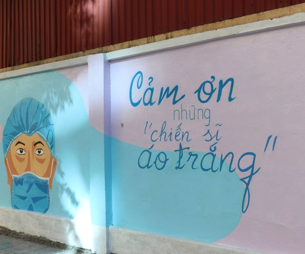 Độc đáo con đường bích họa tuyên truyền phòng, chống dịch Covid-19 ở Hà Nội - Anh 9