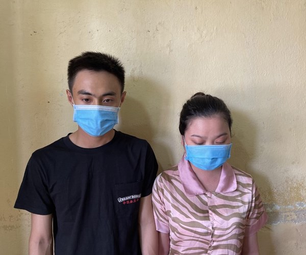 Bắt giữ 2 thủ phạm của hàng chục vụ lừa đảo chiếm đoạt tài sản - Anh 1