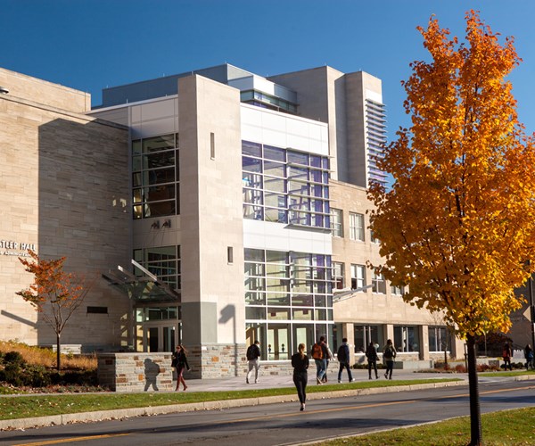 VINGROUP KÝ KẾT THỎA THUẬN HỢP TÁC CHIẾN LƯỢC VỚI ĐẠI HỌC CORNELL VÀ PENNSYLVANIA - Anh 1