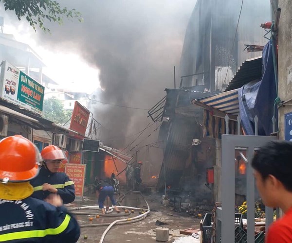 Số chung cư không đảm bảo an toàn PCCC là tương đối lớn: Chủ đầu tư và người dân  coi thường - Anh 1