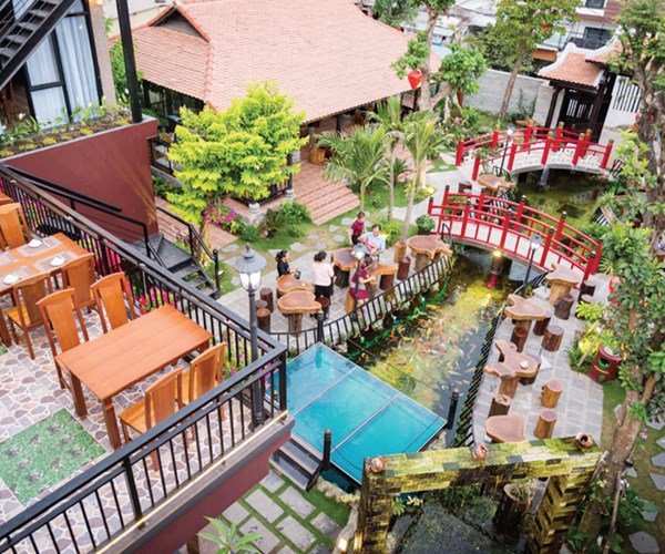 Da Nang Corner - góc hoa trong lòng thành phố - Anh 2