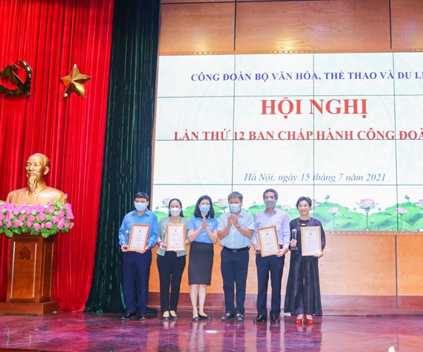 Hội nghị lần thứ 12 Ban Chấp hành Công đoàn Bộ VHTTDL - Anh 2