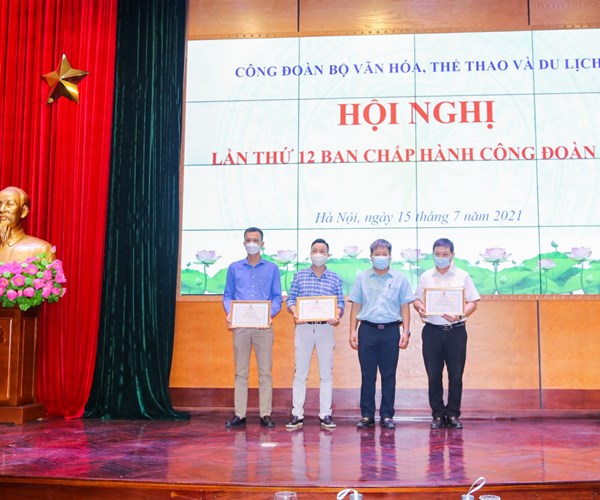 Hội nghị lần thứ 12 Ban Chấp hành Công đoàn Bộ VHTTDL - Anh 7
