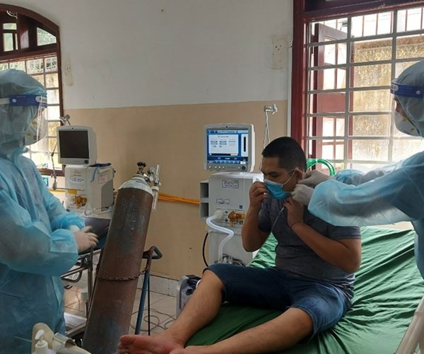Chuẩn bị mọi kịch bản ứng phó khi các địa phương thực hiện giãn cách - Anh 1