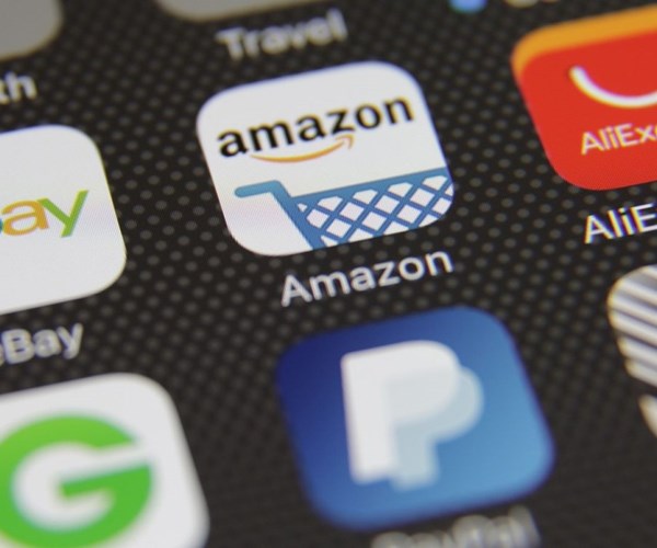 Australia điều tra Amazon, eBay và các sàn giao dịch trực tuyến khác - Anh 1