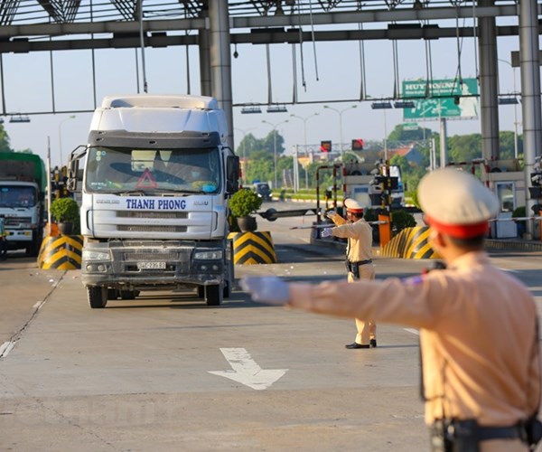 Nhiều cuộc tấn công mạng vào hệ thống cấp ‘luồng xanh’ vận tải - Anh 1