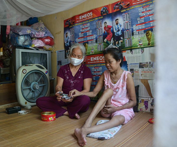 Những người yếu thế nhất trong cuộc chiến chống lại Covid-19 - Anh 4