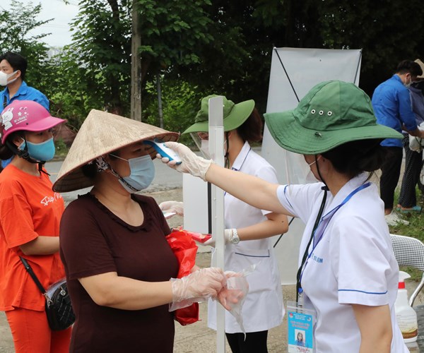 Ha Noi mo cua Sieu thi mini 0 dong cho nguoi lao dong, sinh vien - Anh 6