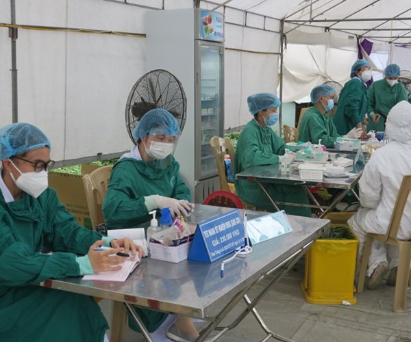 Hải Phòng dừng tiếp nhận người về từ vùng đang thực hiện giãn cách xã hội - Anh 1