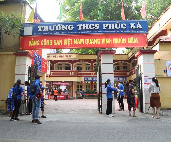 Hà Nội: Điểm bán hàng lưu động đầu tiên tại phường Phúc Xá - Anh 1
