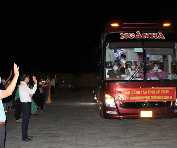 Doan y bac sy Lai Chau xuat quan ho tro TP Ho Chi Minh chong dich Covid-19 - Anh 4