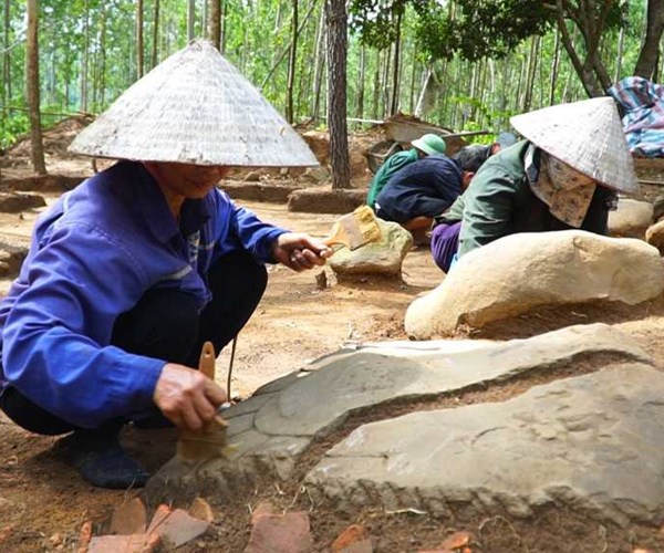 Phát hiện nhiều di vật khảo cổ tại di tích chùa Trại Cấp, TX Đông Triều - Anh 2