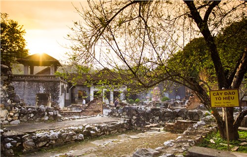 Cuoc thi sang tac bieu trung va khau hieu cho du lich Son La - Anh 1