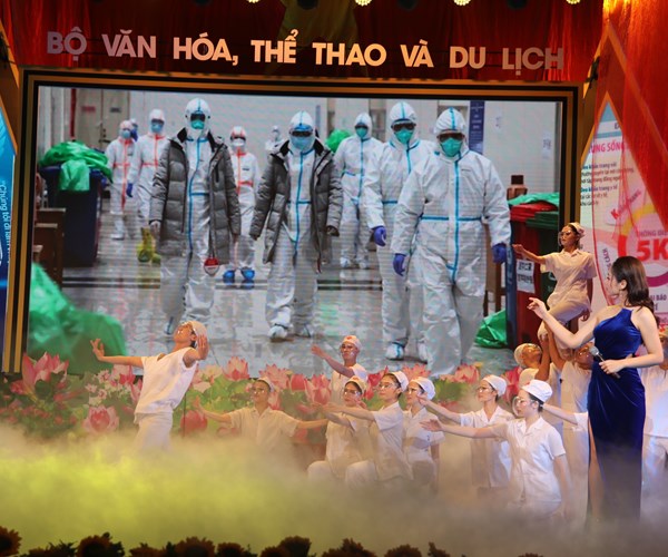 Chương trình nghệ thuật 
