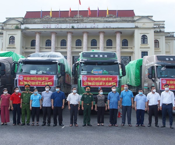 Bắc Kạn: Hơn 350 tấn hàng hóa, nhu yếu phẩm hỗ trợ TP. HCM chống dịch - Anh 1