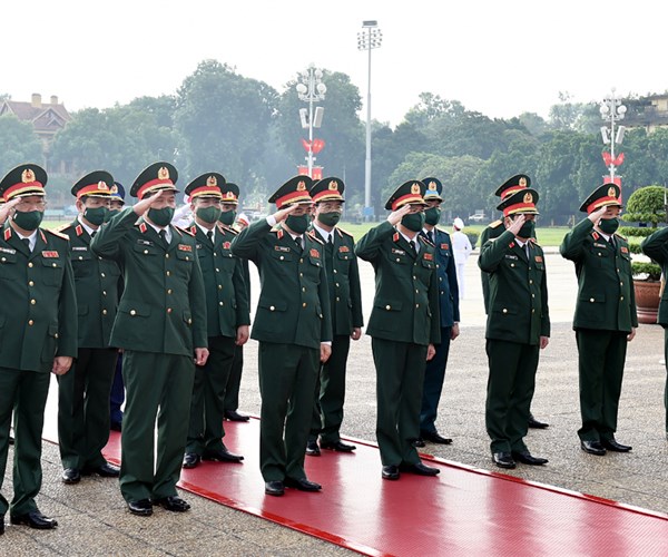 Lanh dao Dang va Nha nuoc vao Lang vieng Chu tich Ho Chi Minh - Anh 6