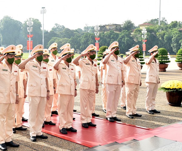 Lanh dao Dang va Nha nuoc vao Lang vieng Chu tich Ho Chi Minh - Anh 7