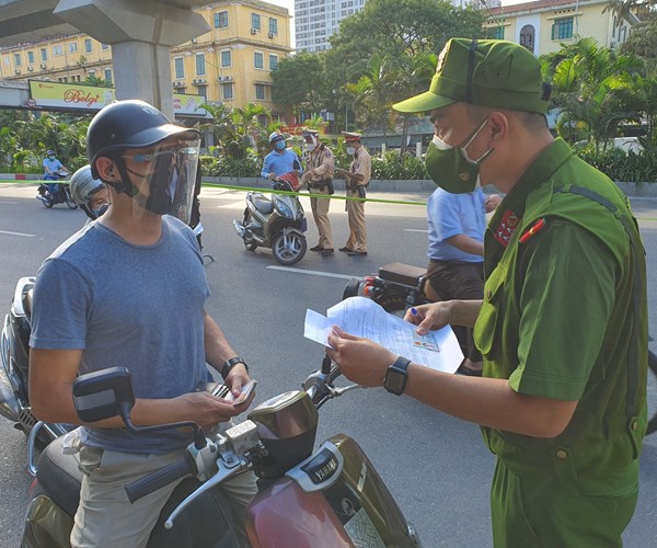 10 quận, huyện tại Hà Nội tiếp tục giãn cách xã hội theo Chỉ thị 16 sau ngày 6.9 - Anh 1