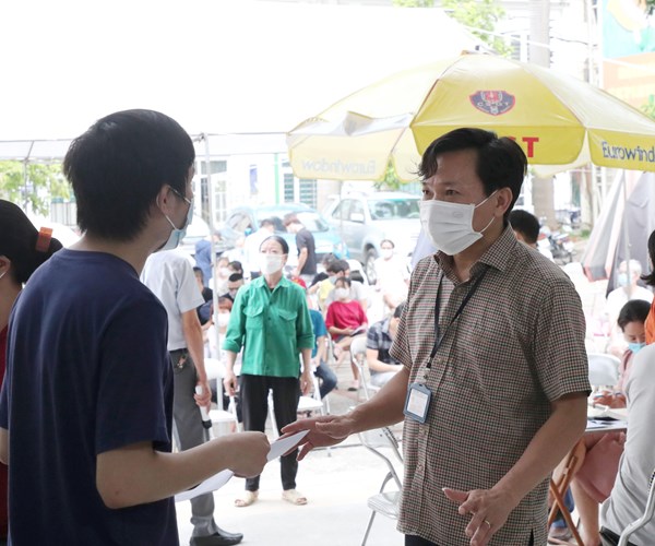 Ha Noi: Phuong Nghia Do hoan thanh tiem vac xin  Covid-19 truoc ngay 15.9 - Anh 16