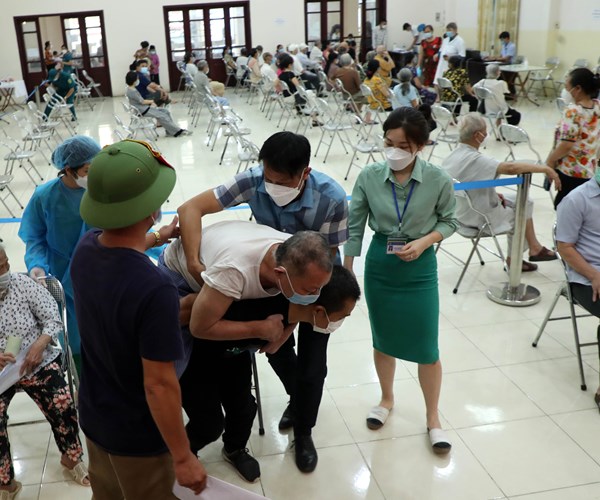 Ha Noi: Phuong Nghia Do hoan thanh tiem vac xin  Covid-19 truoc ngay 15.9 - Anh 8