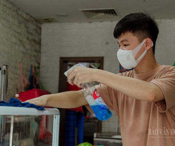 Hà Nội: Quán ăn trong vùng xanh tất bật mở cửa trở lại trước 