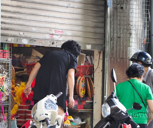 Tiểu thương tại phố Hàng Mã: 