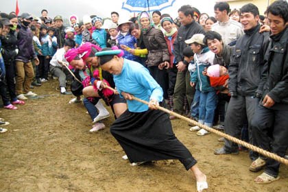 Lào Cai có 37 di sản văn hóa phi vật thể quốc gia - Anh 1